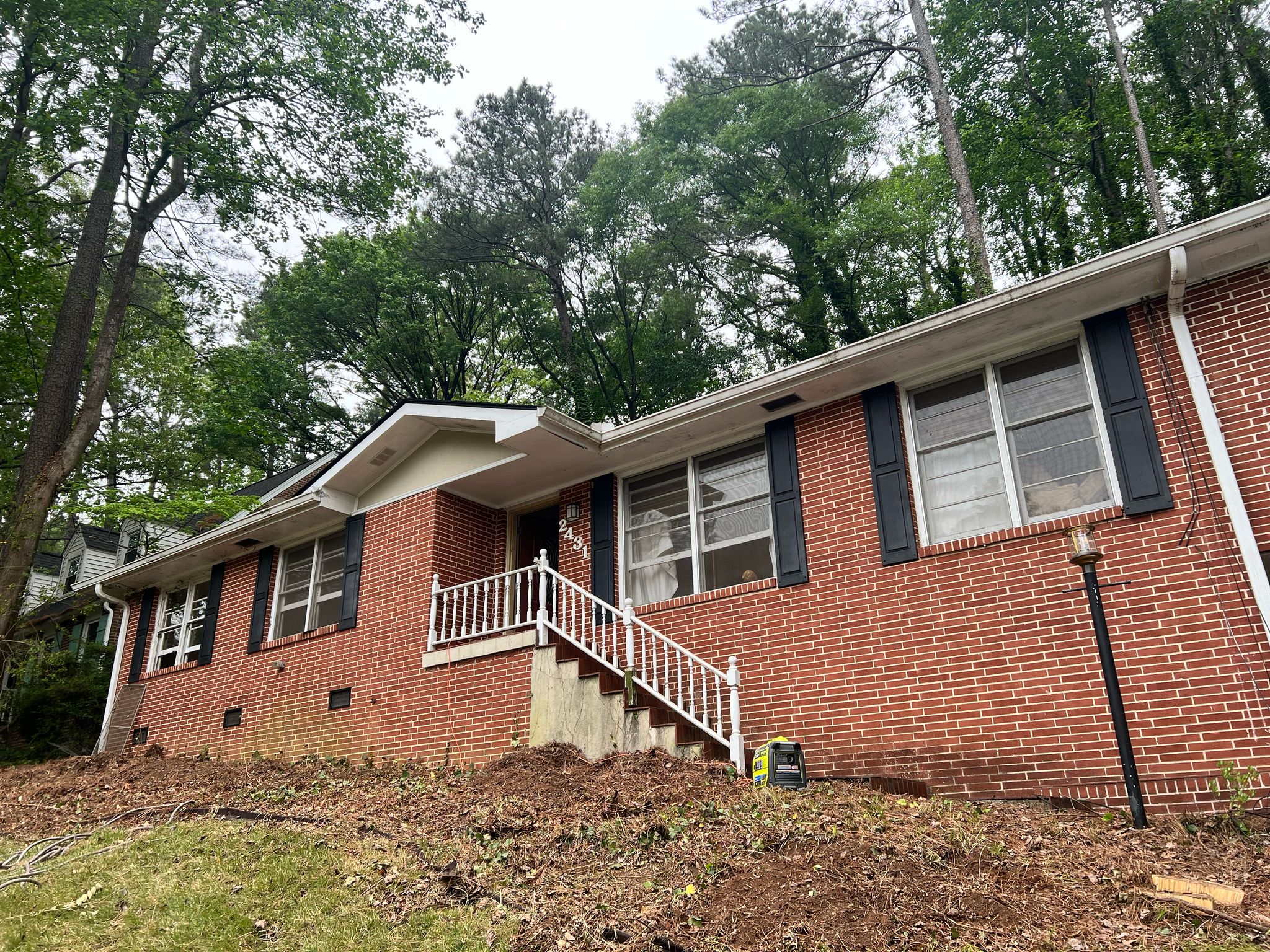 2431 Nancy NE Chamblee — before renovation