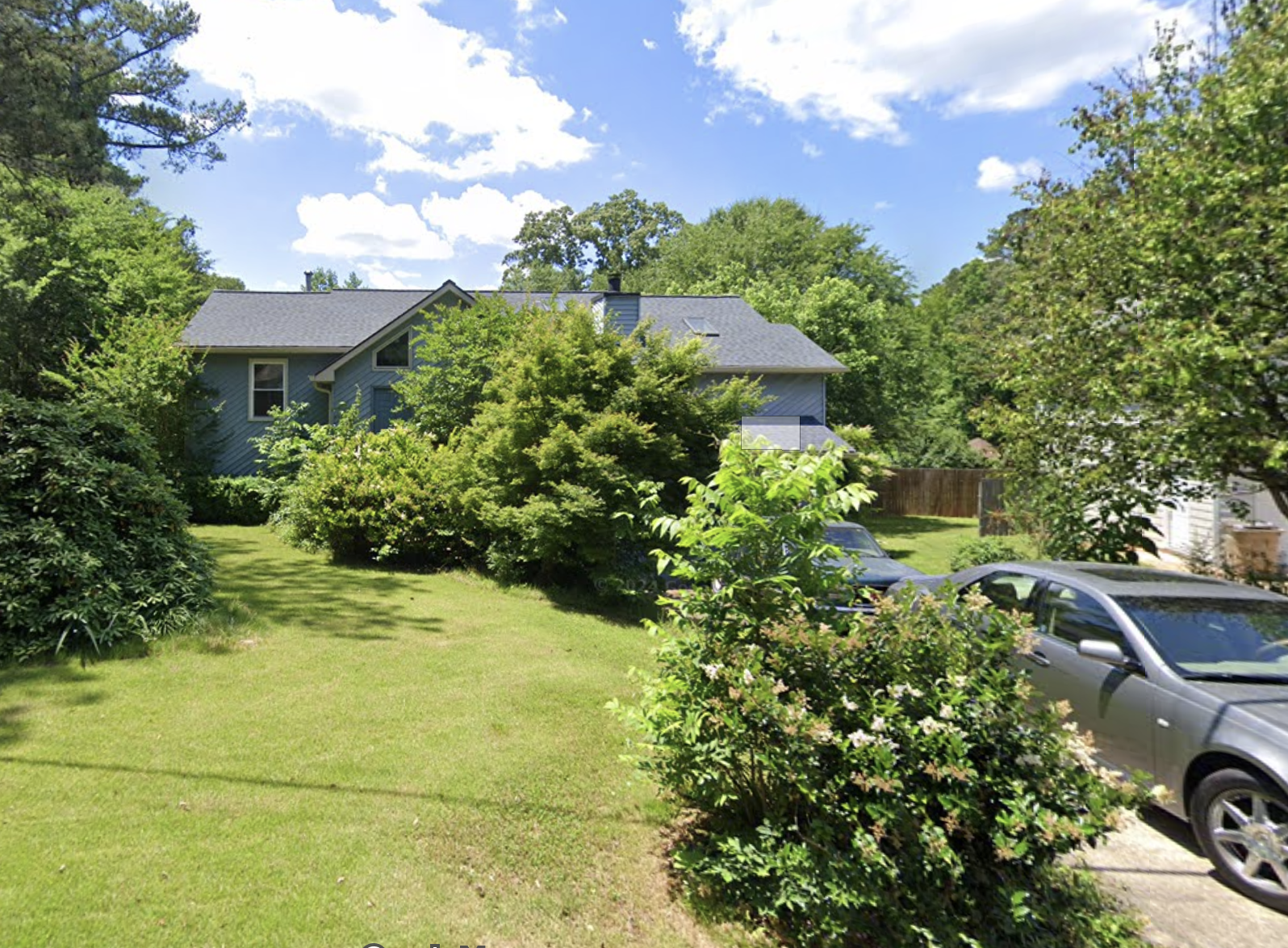 4833 Chapelle Court Marietta — before renovation